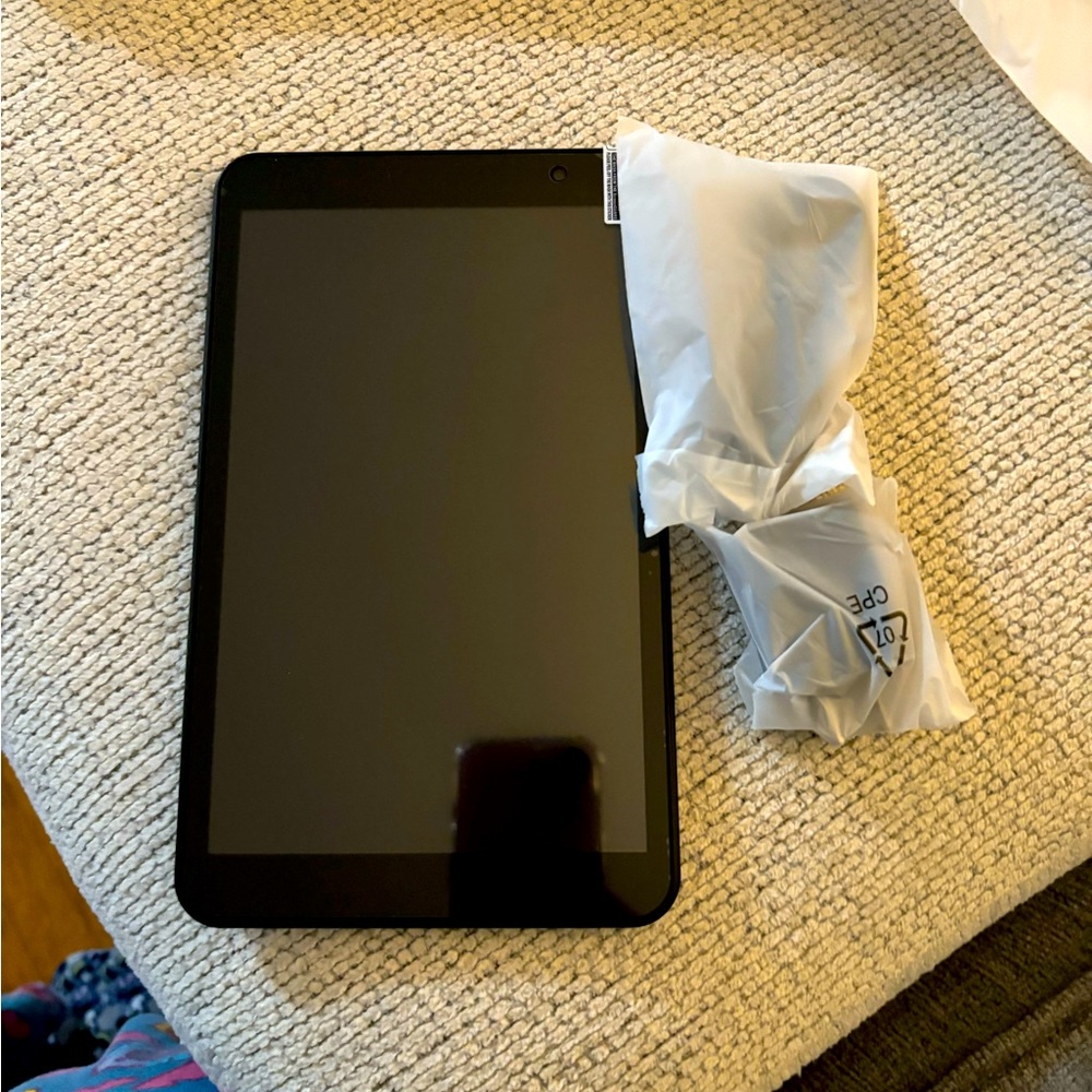 8” android tablet NEW NEVER USED